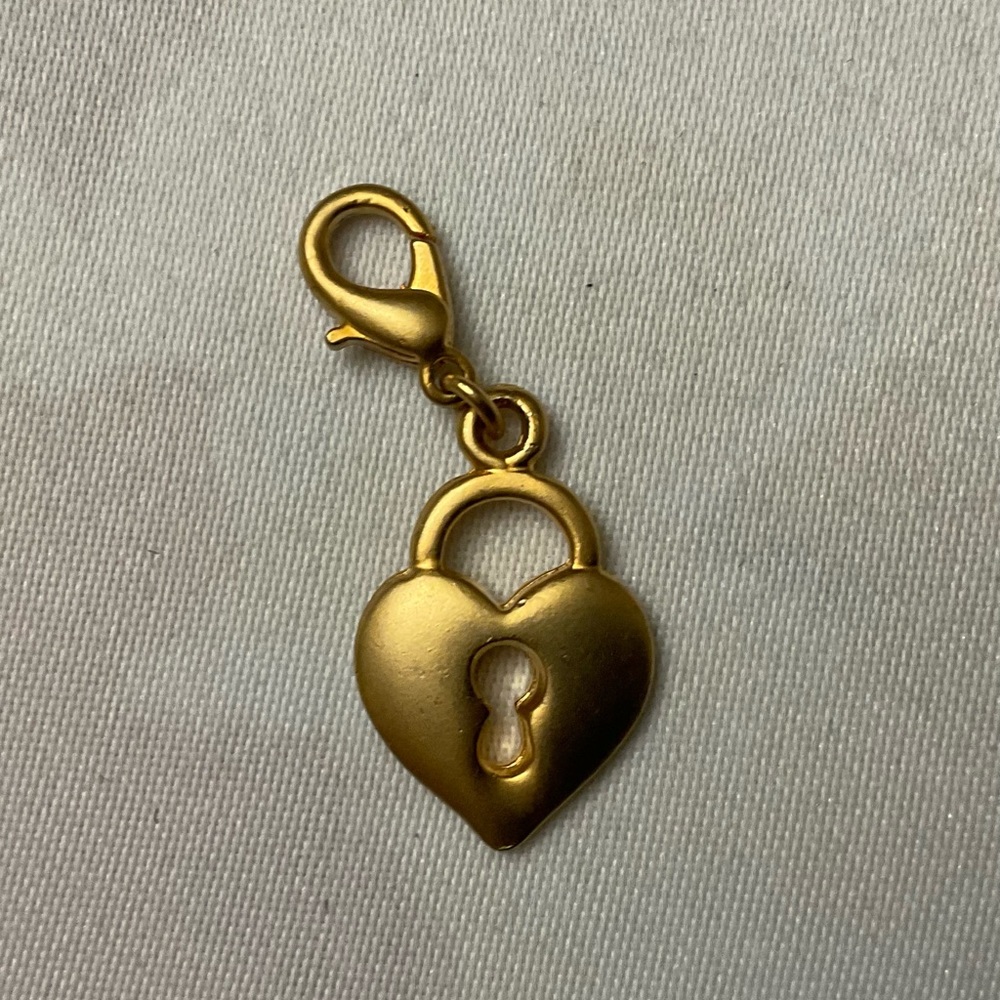 Heart w/Key Hole Charm and Lobster Clasp